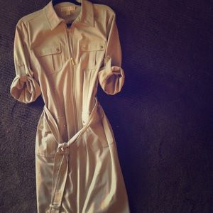 ❤️❤️Michael Kors NWOT, Belted, Zip up dress❤️❤️